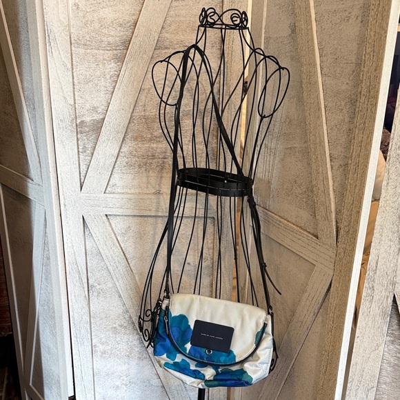 Marc Jacobs Floral Crossbody Bag - Picture 1 of 14